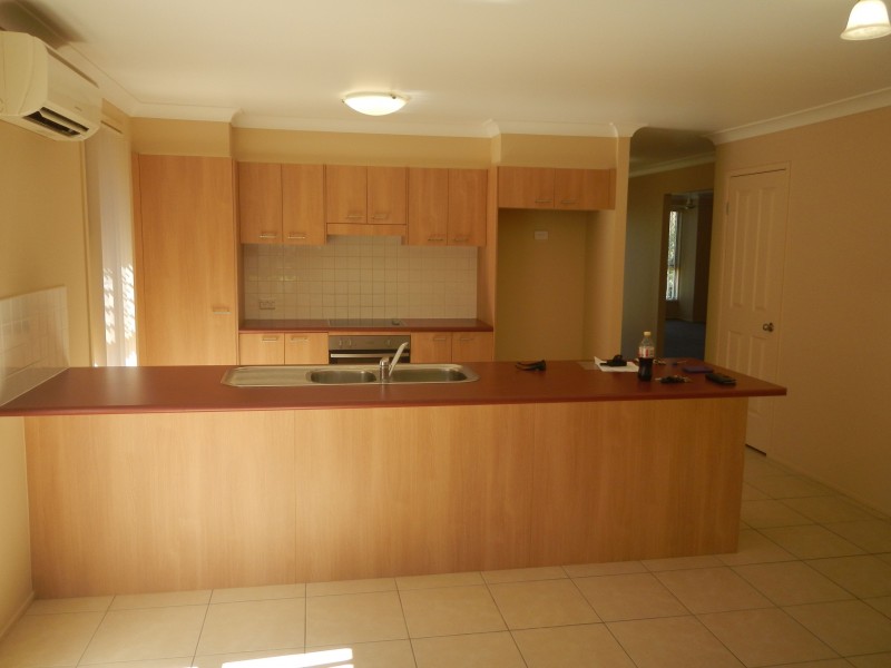 6 Manning Ave, Raymond Terrace NSW 2324