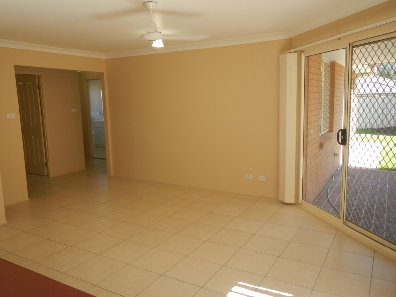 6 Manning Ave, Raymond Terrace NSW 2324