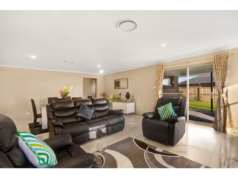 16 Threadtail Street, Chisholm NSW 2322