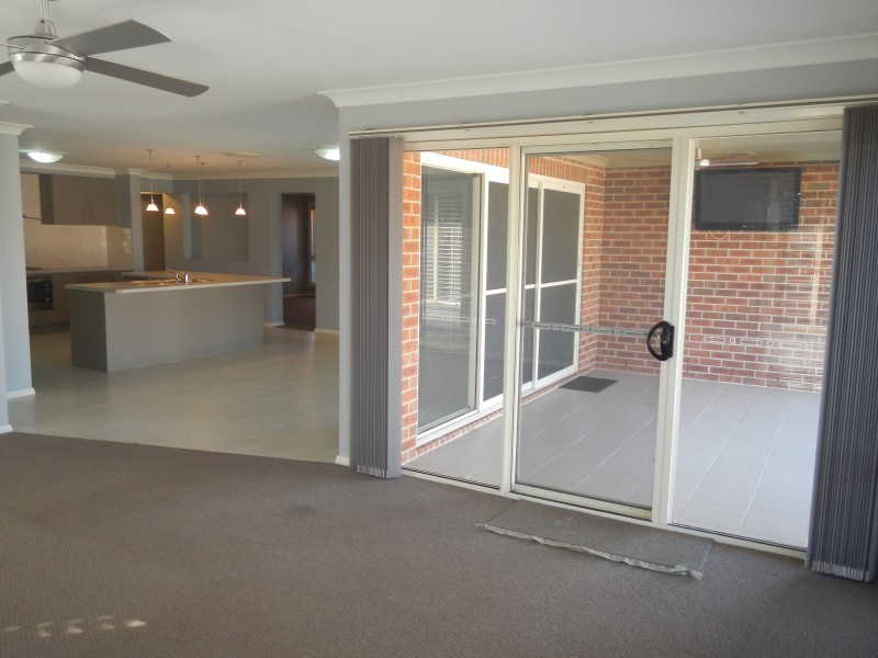 257 Denton Park Drive, Aberglasslyn NSW 2320