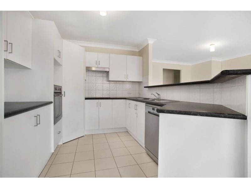 54 Canterbury Drive, Raworth NSW 2321