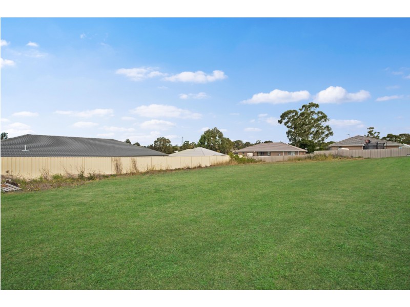 122 Canterbury Drive, Raworth NSW 2321