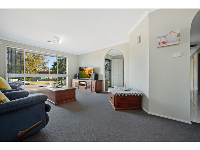 4 Batman Close, Thornton NSW 2322