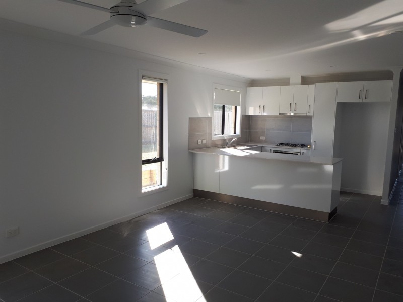 2/27 Croft Close, Thornton NSW 2322