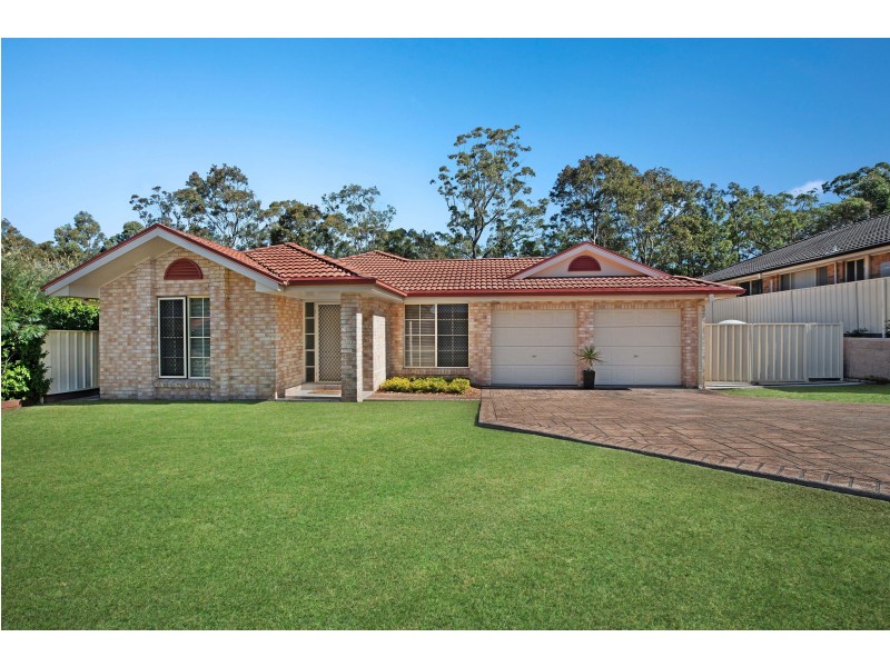 24 Leinster Circuit, Ashtonfield NSW 2323