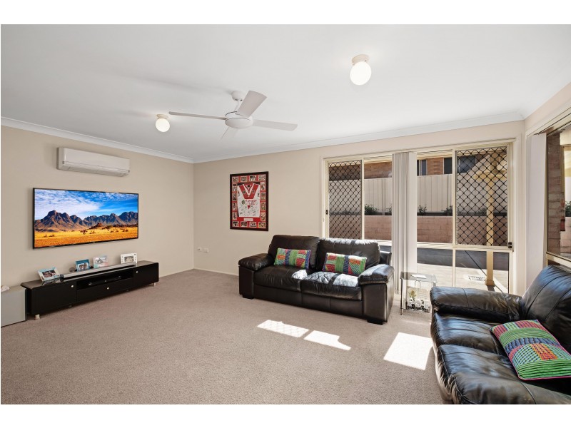 24 Leinster Circuit, Ashtonfield NSW 2323
