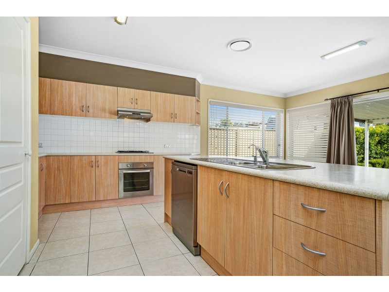 37 Yaldara Avenue, Thornton NSW 2322