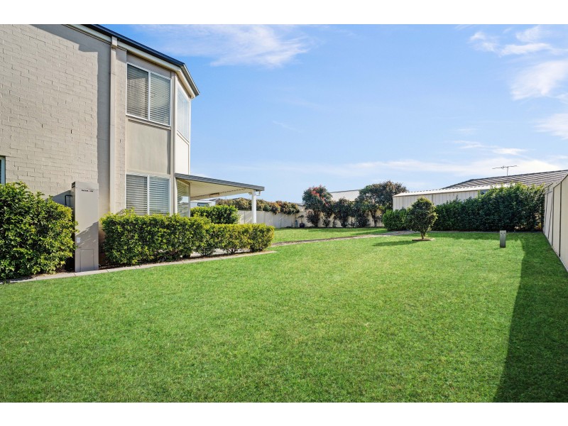 37 Yaldara Avenue, Thornton NSW 2322