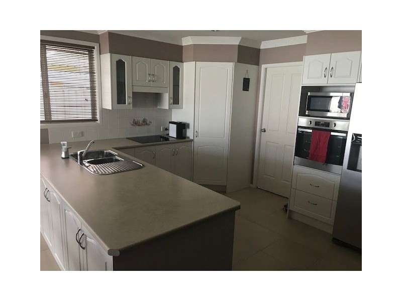 15 Streeton Drive, Metford NSW 2323