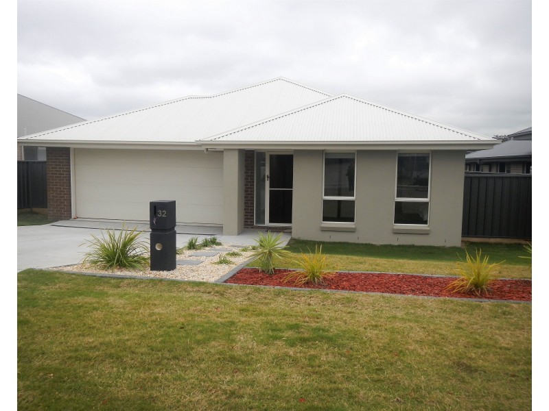 32 Sandridge Street, Thornton NSW 2322
