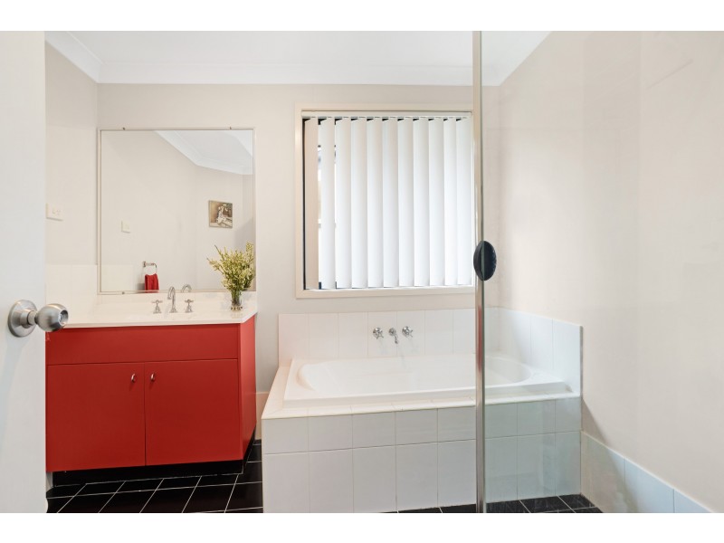 37 Strutt Crescent, Metford NSW 2323