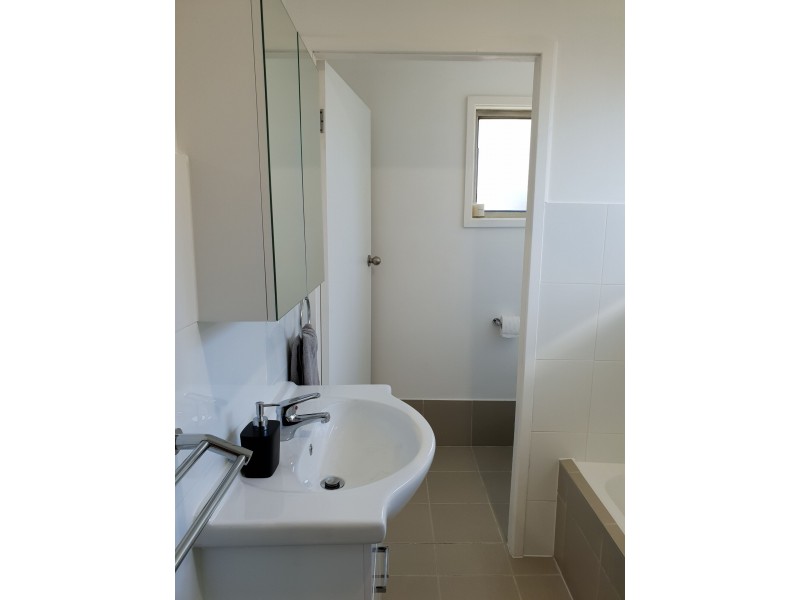 8 Purdom Close, Thornton NSW 2322