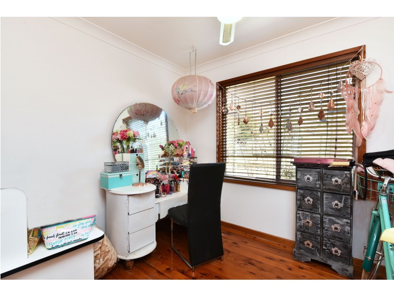 8 Purdom Close, Thornton NSW 2322