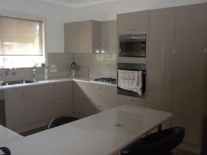 5 Western Avenue, Tarro NSW 2322