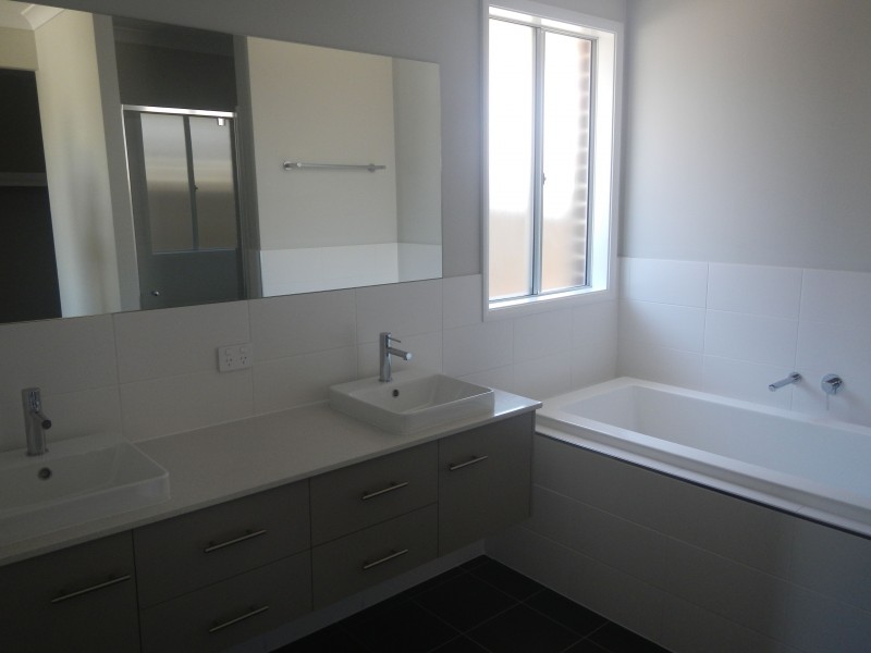 79 Dragonfly Drive, Chisholm NSW 2322