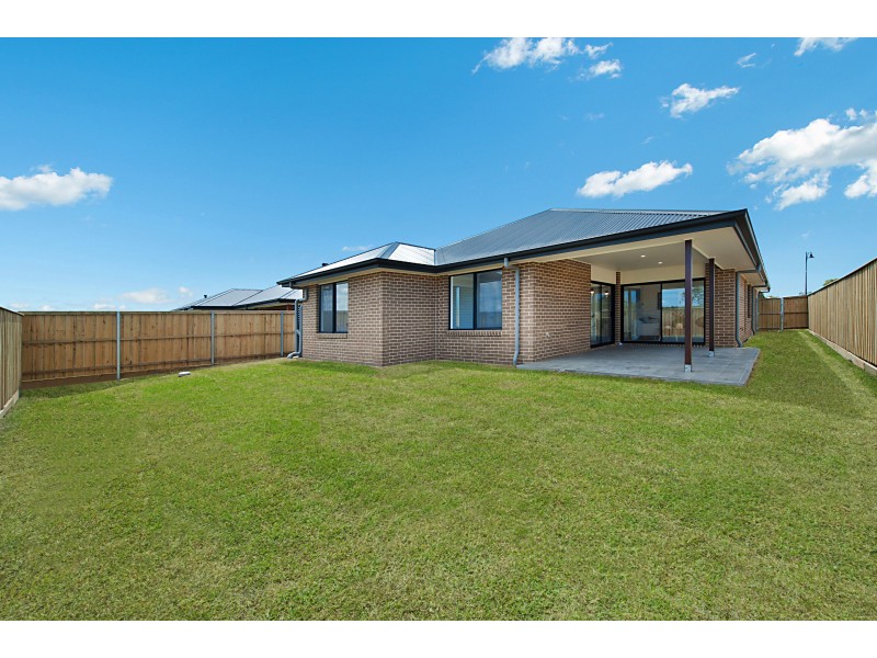 110 Dragonfly Drive, Chisholm NSW 2322