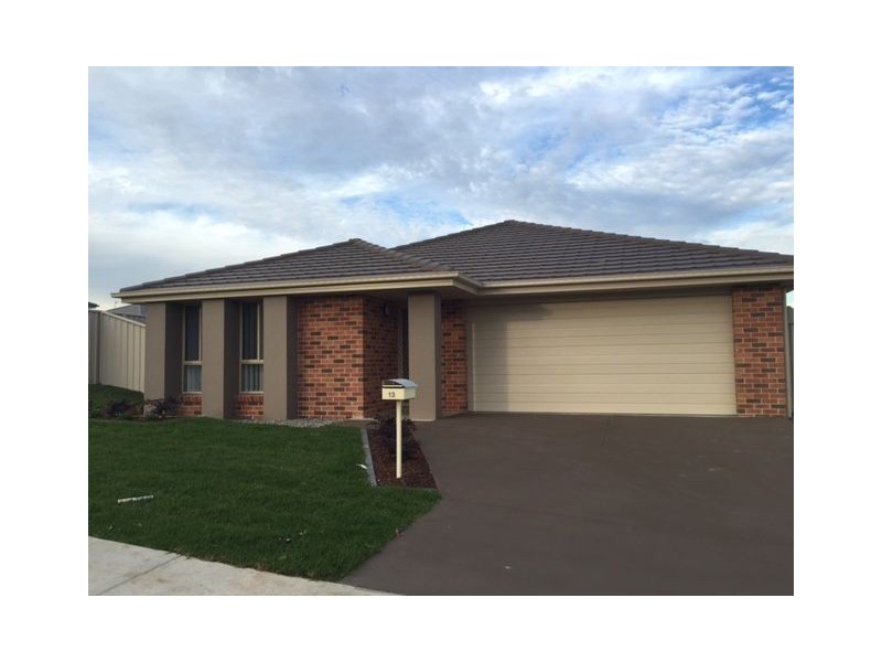 13 Harrow Street, Thornton NSW 2322