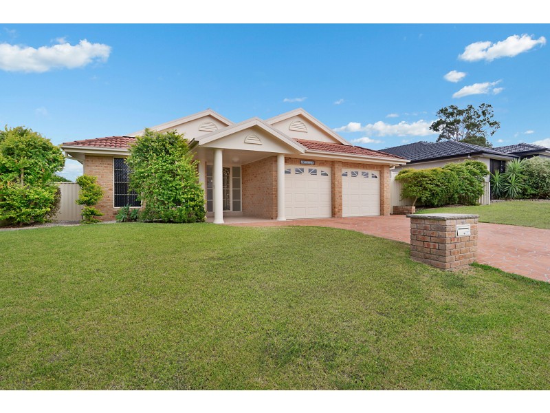 22 Acer Terrace, Thornton NSW 2322