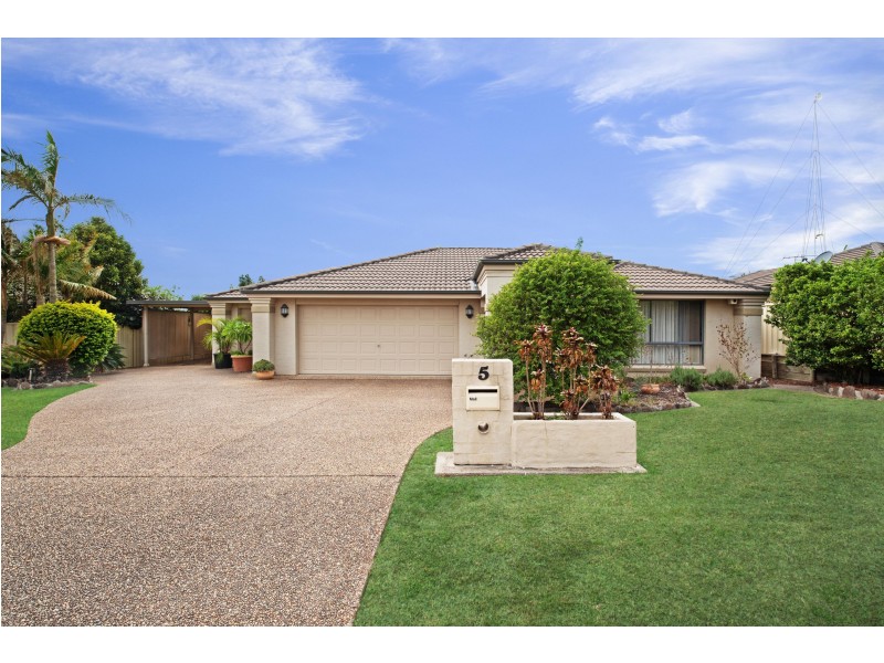 5 Laurina Avenue, Thornton NSW 2322