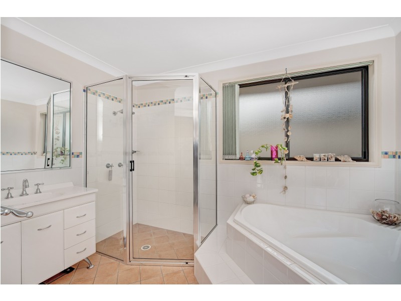 5 Laurina Avenue, Thornton NSW 2322