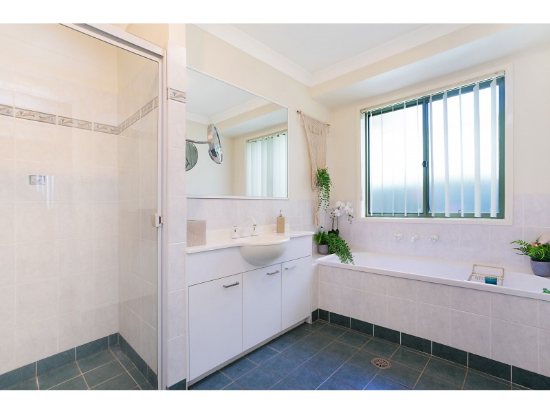 4 Tralee Close, Ashtonfield NSW 2323