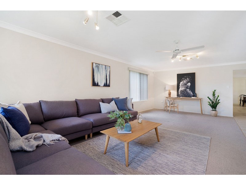 22 Acer Terrace, Thornton NSW 2322