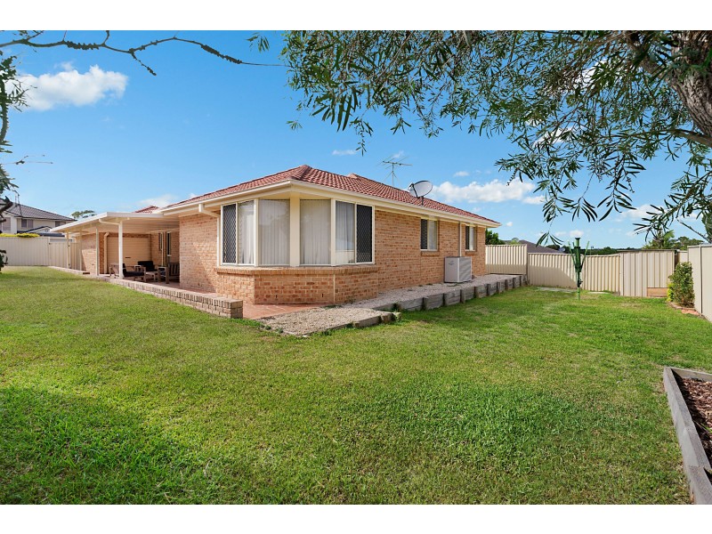 22 Acer Terrace, Thornton NSW 2322