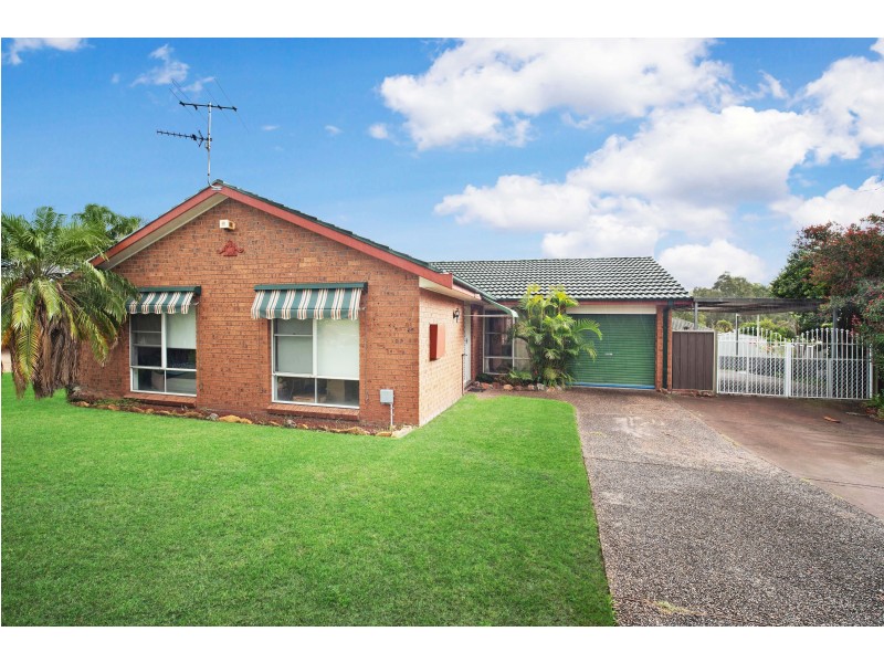 13 Tamar Close, Metford NSW 2323