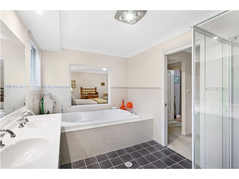 4 Sandalyn Avenue, Thornton NSW 2322