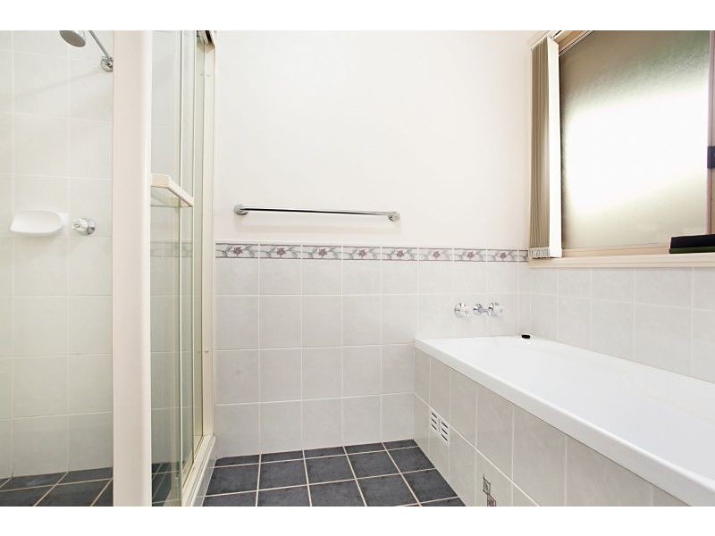 10 Cambewarra Avenue, Thornton NSW 2322