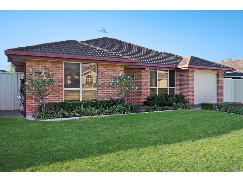 15 Streeton Drive, Metford NSW 2323