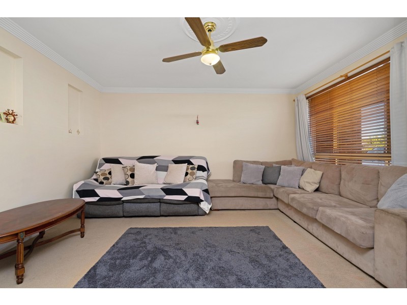 15 Streeton Drive, Metford NSW 2323