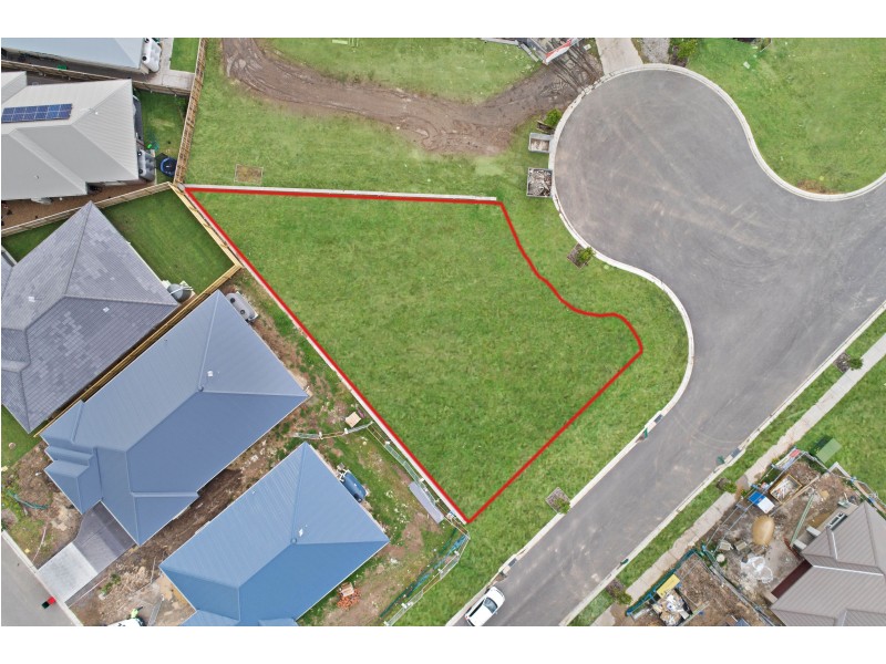 14 Treadwell Street, Thornton NSW 2322