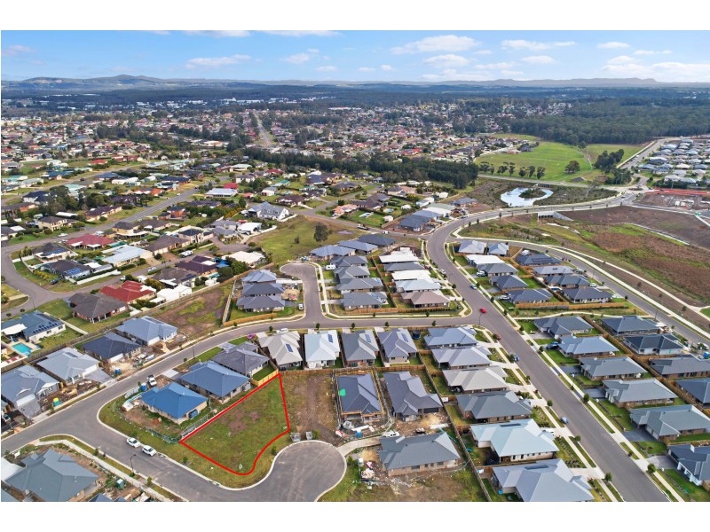 14 Treadwell Street, Thornton NSW 2322