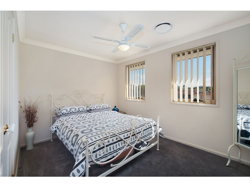 6 Featherwood Place, Thornton NSW 2322