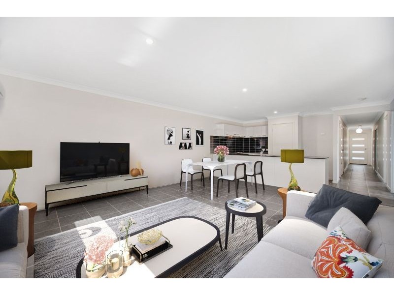 2/6 Hillgate Drive, Thornton NSW 2322