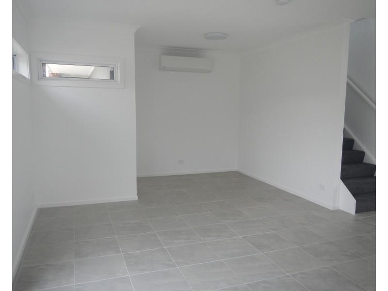 2/22a Greville Street, Beresfield NSW 2322