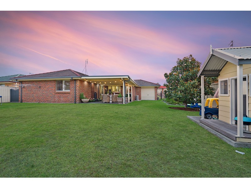 5 Avard Close, Thornton NSW 2322