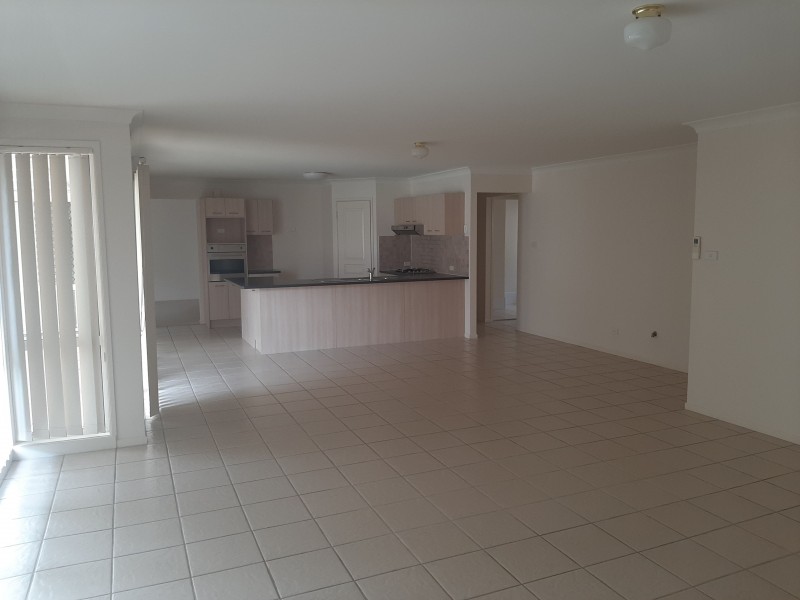 45 Golden Wattle Crescent, Thornton NSW 2322