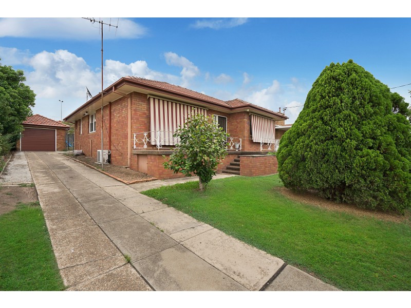 10 Weblands Street, Rutherford NSW 2320