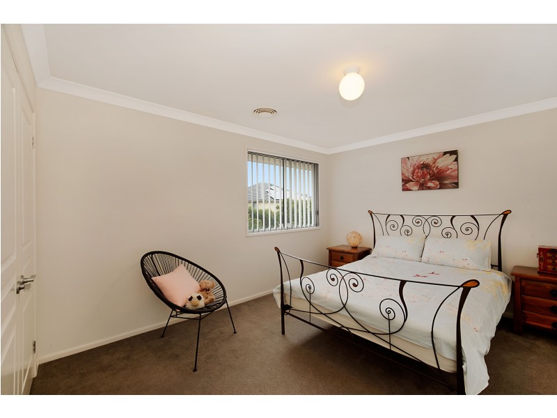 40 Avondale Drive, Thornton NSW 2322