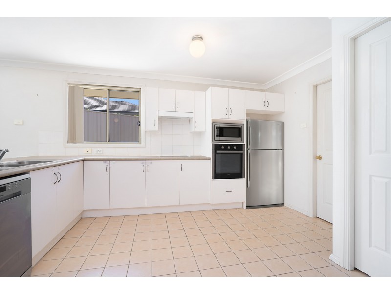 44 Canterbury Drive, Raworth NSW 2321