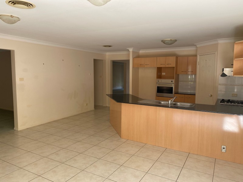 70 Somerset Drive, Thornton NSW 2322