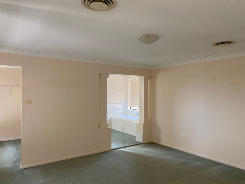 70 Somerset Drive, Thornton NSW 2322