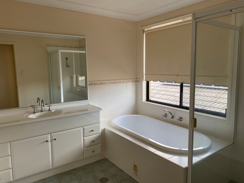 70 Somerset Drive, Thornton NSW 2322