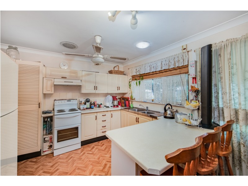 21 Osborn Close, Thornton NSW 2322