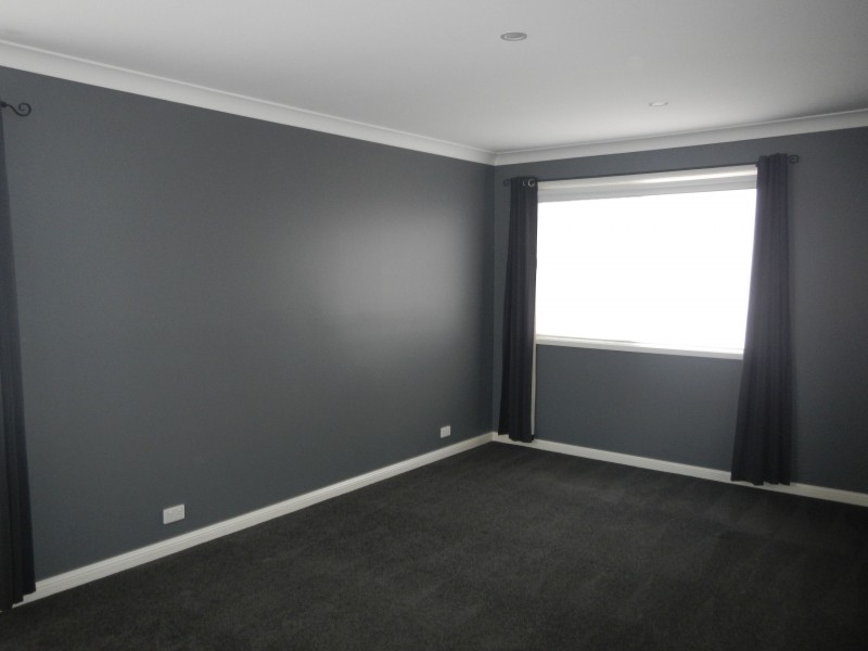 6 Arcot Close, Tarro NSW 2322