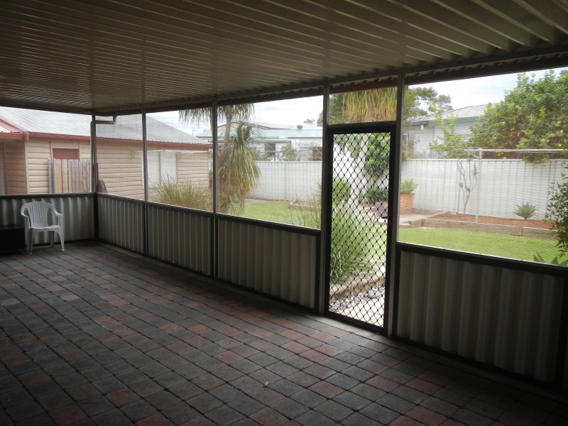 6 Arcot Close, Tarro NSW 2322
