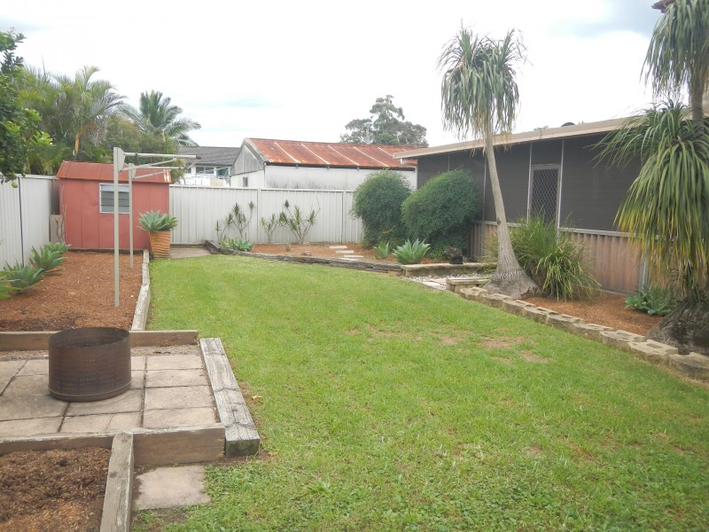 6 Arcot Close, Tarro NSW 2322