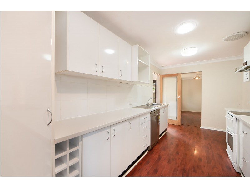 16 Purdom Close, Thornton NSW 2322